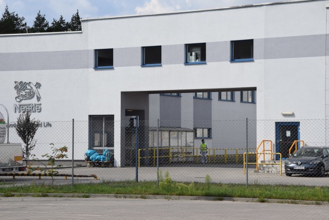Nestle zatrudnia około 700 pracowników, w tym wielu mieszkańców samej Kargowej. Zniknięcie firmy z mapy miasta oznacza poważne konsekwencje finansowe