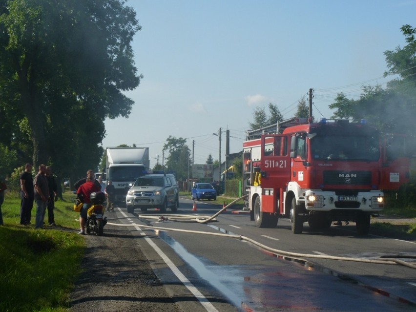 Pożar w komisie samochodowym w Bloku Dobryszyckim