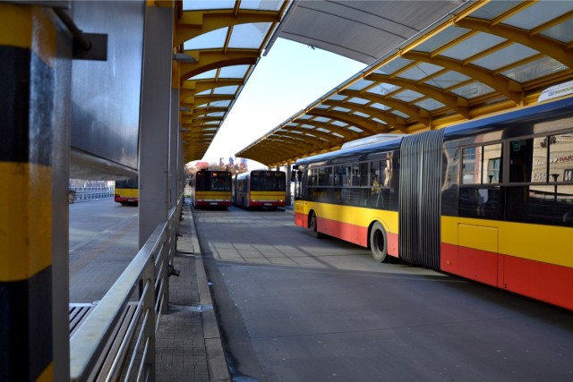 400 tysięcy złotych pochłonie w 2017 r. budowa pętli autobusowej przy al. gen. A. Chruściela "Montera". Inwestycja zostanie planowo ukończona w 2018 r.