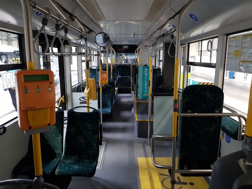 Przeszukano miejskie autobusy w Lesznie po kolejnym fałszywym alarmie