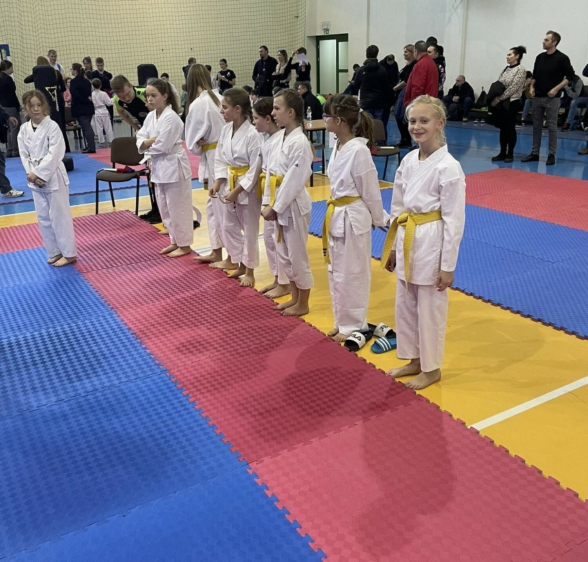 Sukces młodych karateków z Szamotulskiego Klubu Karate podczas Turnieju Karate Dzieci i Młodzieży Champions Cup!