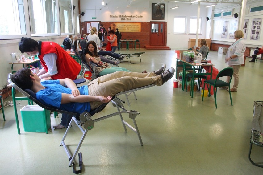 Puławy: Licealiści oddawali krew (zdjęcia)