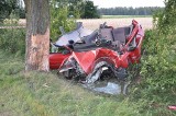 Tragiczny wypadek na trasie z Kiełpin do Rynku. Nie żyje 19-latek [ZDJĘCIA]