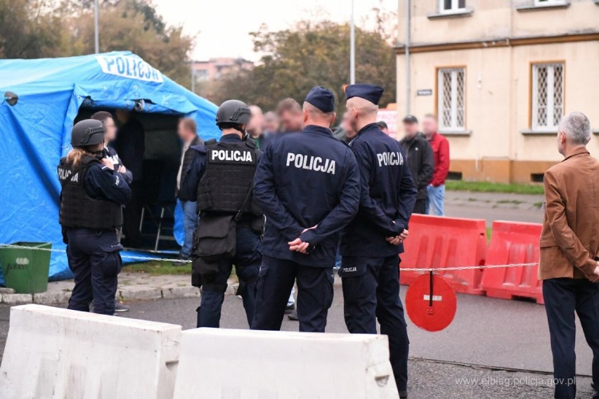 Ćwiczenia "EGIDA-22" w Elblągu. By było bezpiecznie, m.in. na stadionie. ZDJĘCIA