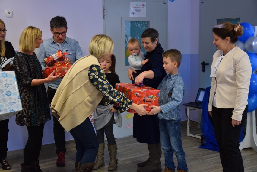 Przedszkolaki włączyły się w "Aniołkowe granie" i zrobiły paczki podopiecznym domu dziecka (zdjęcia) 