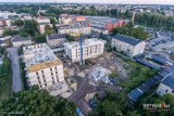 Trwa budowa mieszkań przy ul. Barlickiego w ramach programu Mieszkanie TM Plus [ZDJĘCIA]
