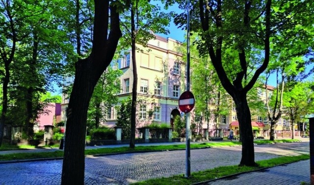 II Liceum Ogólnokształcące im. Marii Konopnickiej w Inowrocławiu zostało najlepsza szkoła ponadpodstawową w powiecie inowrocławskim, według rankingu "Perspektyw". Placówka zajmuje też 235. lokatę w kraju
