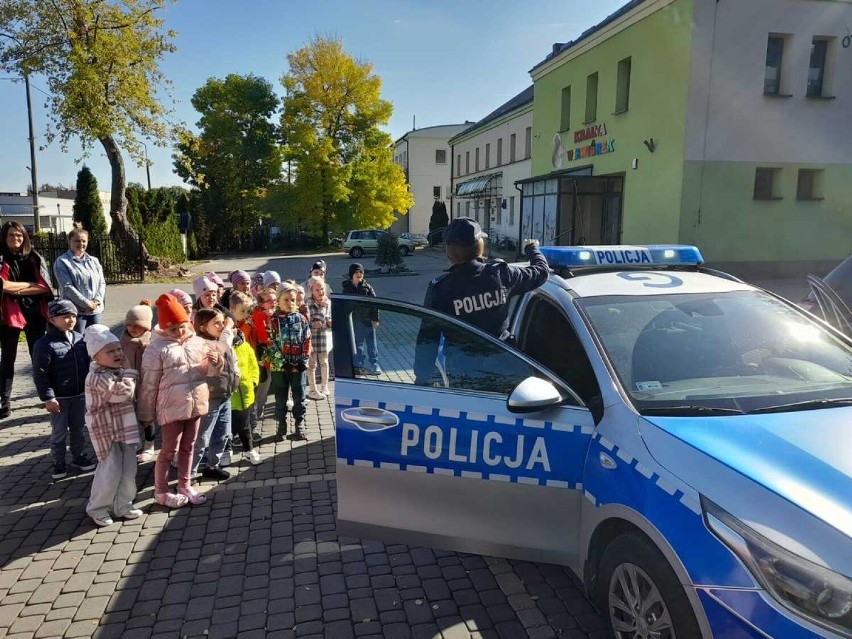 Policjantki z Olkusza odwiedziły Przedszkole "Kraina...