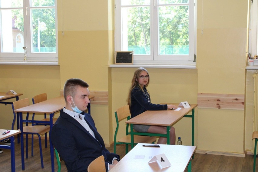 Egzamin ośmioklasisty 2020 w SP nr 1 w Kożuchowie.