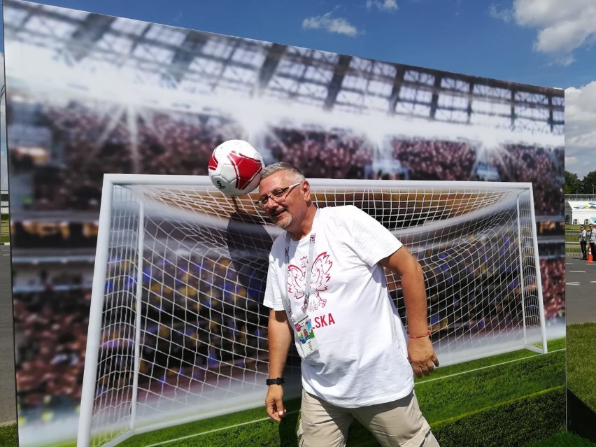 Gorliczanie na stadionie w Moskwie. Hasło „Polska, biało-czerwoni” padało już tysiące razy