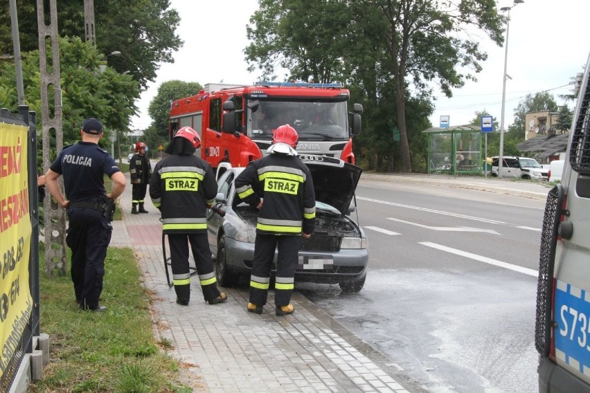Audi płonęło na ulicy w Kielcach (WIDEO, ZDJĘCIA) 