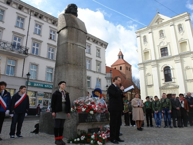 Skromna uroczystość odbędzie się 6 grudnia przy pomniku Mikołaja Kopernika