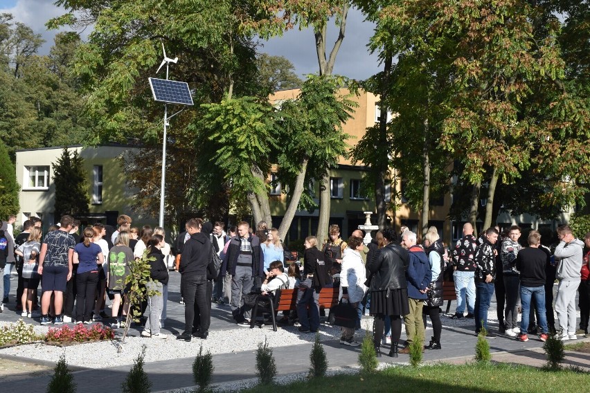 Policja w Pleszewie wszczęła postępowanie w sprawie zatrucia na lekcji chemii w Zespole Szkół Centrum Kształcenia Rolniczego w Marszewie