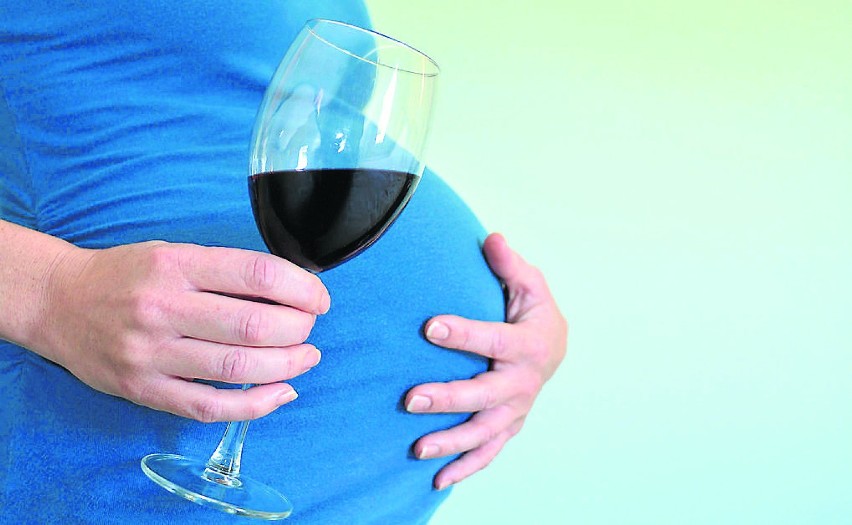 Nawet wypicie niewielkiej ilości alkoholu w ciąży, może mieć...