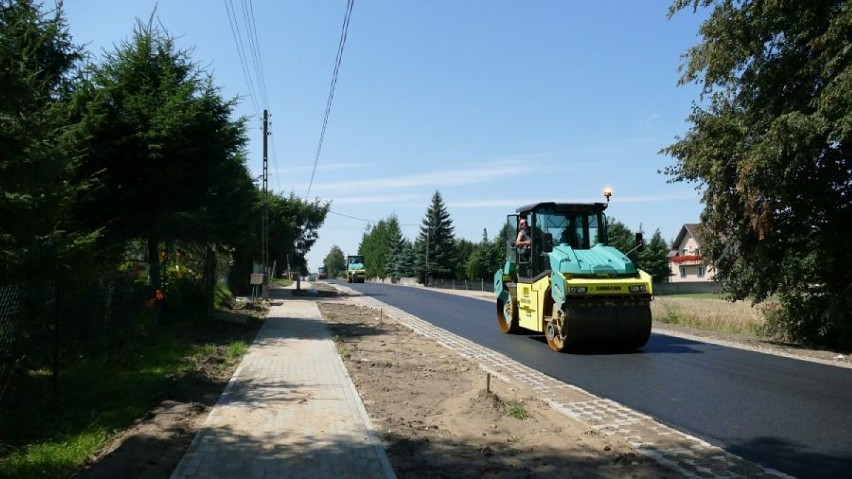 W gminie Piątnica kończą się kolejne inwestycje drogowe,...