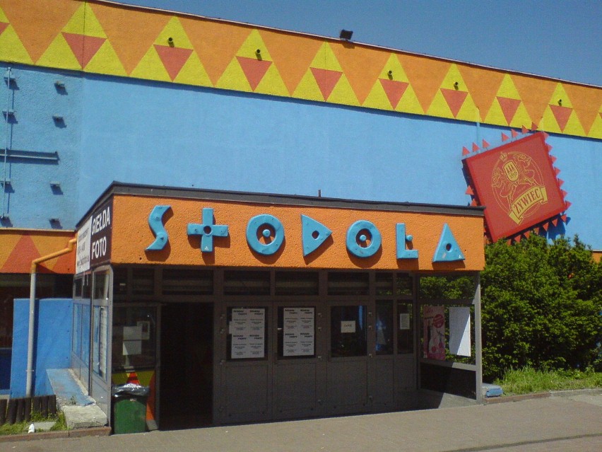 1956 – Otwarto warszawski Klub Stodoła.