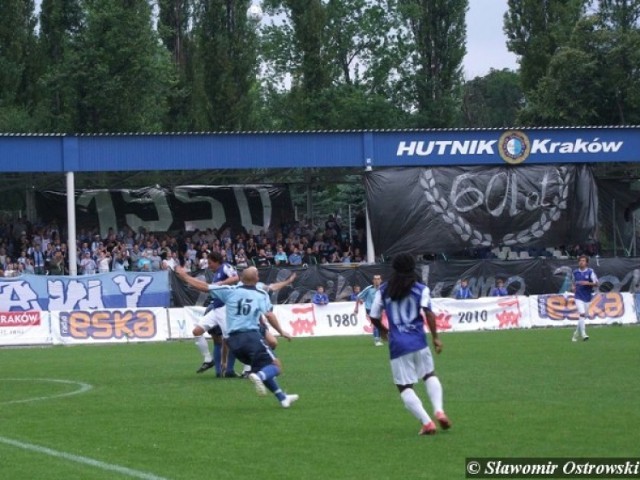 Ponad milion złotych dołożą Anglicy do stadionu Hutnika, na ...