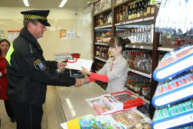 W mieście koncesję na sprzedaż alkoholu ma 67 punktów detalicznych, w tym dwa całodobowe.