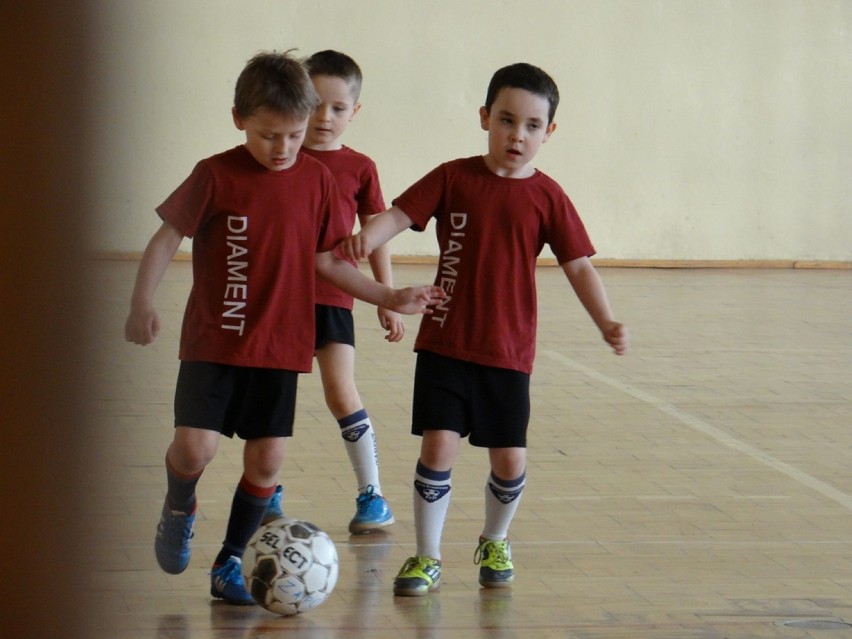 Zapolice: Grali najmłodsi piłkarze