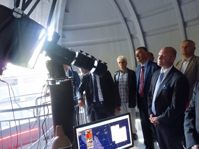 Koszalin zyskał kolejną atrakcję. W czwartek oficjalnie zostało otwarte Obserwatorium Astronomiczne przy Zespole Szkół nr 10