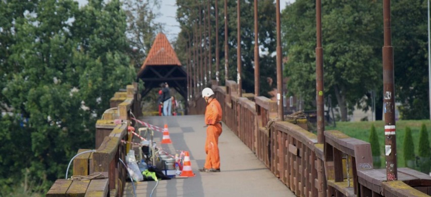 Malbork. Drewniany most na Nogacie już po remoncie. Wykonawca uwinął się z pracami bardzo szybko