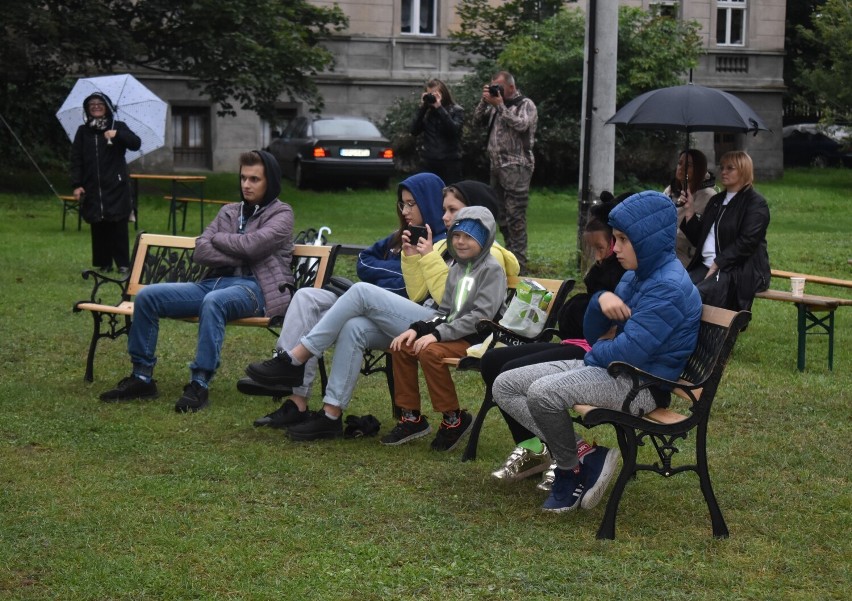 "Pożegnanie jesieni" w żegocińskim pałacu cz. 2