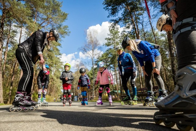 Sobotni trening w Myślęcinku poprowadzili instruktorzy Polskiego Związku Sportów Wrotkarskich z KS „Jastrzębie” w Bydgoszczy