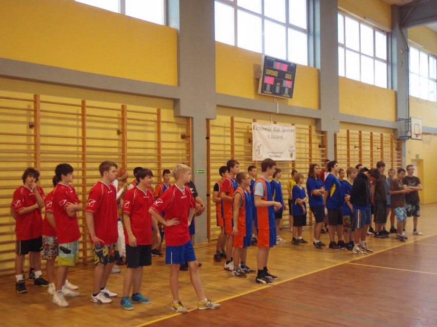 Jastarnia. III Turniej Piłki Koszykowej Chłopców Szkół Gimnazjalnych Powiatu Puckiego