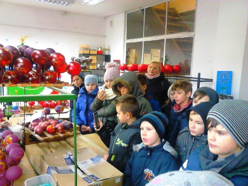 Grzegorzew: Wycieczka do fabryki bombek