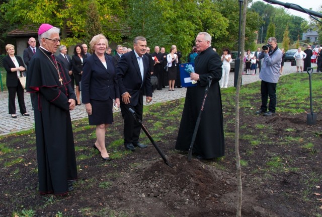 Park im. Hlonda w Zabrzu. Uroczystości nadania patrona