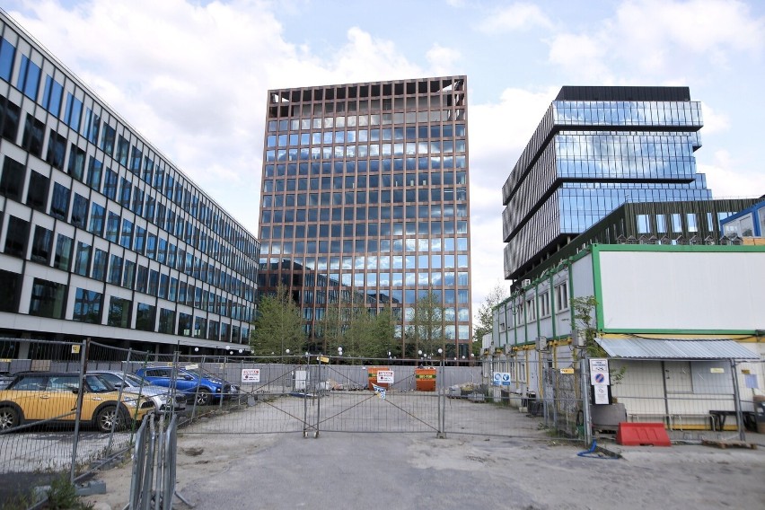 Nowy biurowiec w Poznaniu ma 66 metrów wysokości i trafił do...
