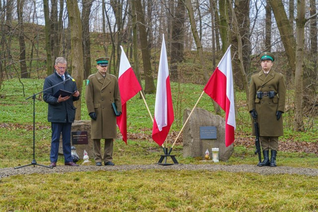 Sądeczanie jak co roku pamiętali o ofiarach katastrofy smoleńskiej z 2010 roku