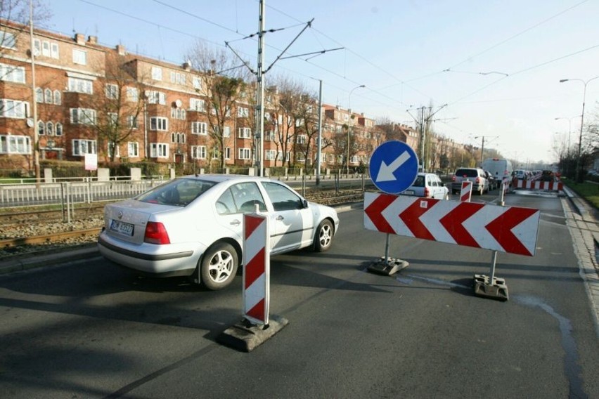 Szybkie remonty korkują Wrocław (ZDJĘCIA)