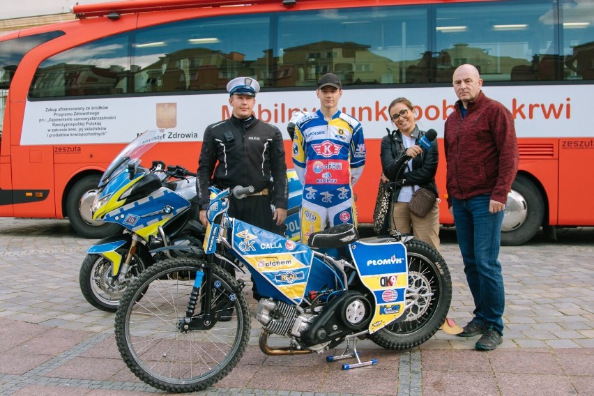 Policja będzie promować tę akcję własną krwią. Zebrano 5 litrów bezcennego płynu