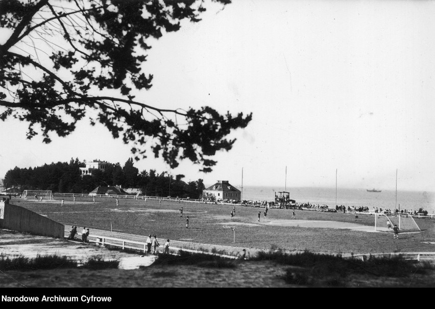 Stadion sportowy nad brzegiem Bałtyku w Gdyni (1935)