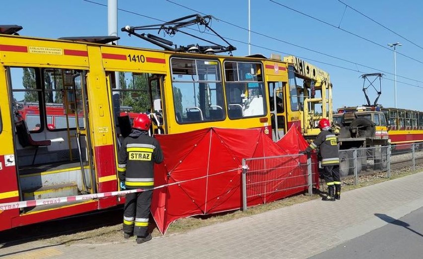 Śmiertelny wypadek w Łodzi. Rowerzystka wjechała pod tramwaj.