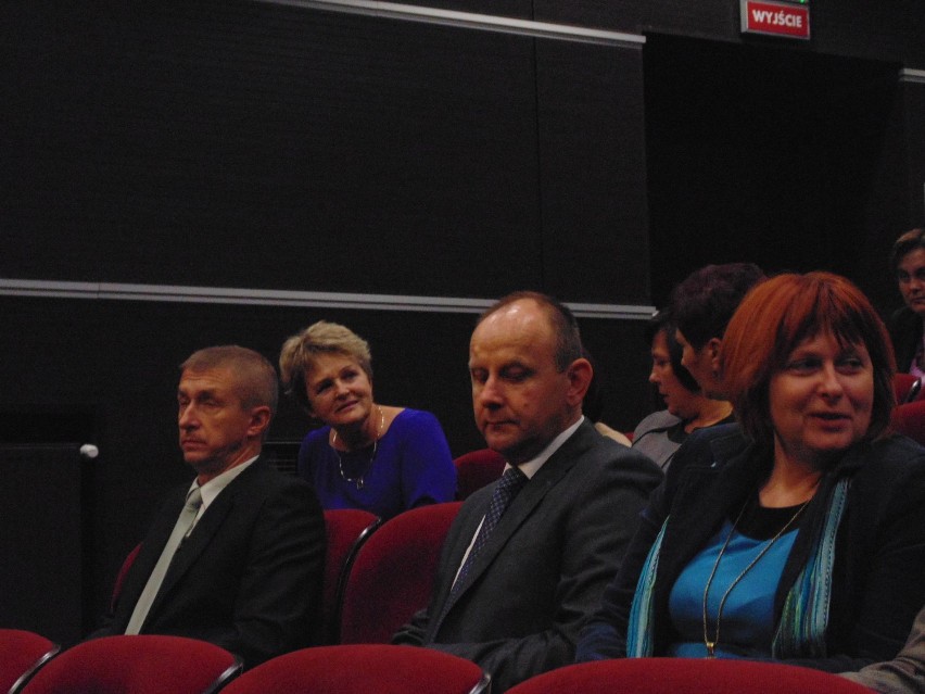 15 opolskich pedagogów dostało nagrody burmistrza z okazji...