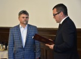 Rada Powiatu Malborskiego w komplecie. Radny Andrzej Małyj złożył ślubowanie
