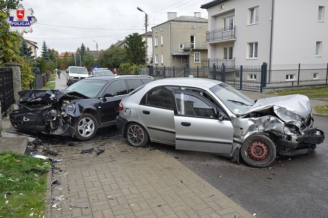 Chełm. 18-latka wymusiła pierwszeństwo i spowodowała wypadek. Dwie osoby trafiły do szpitala