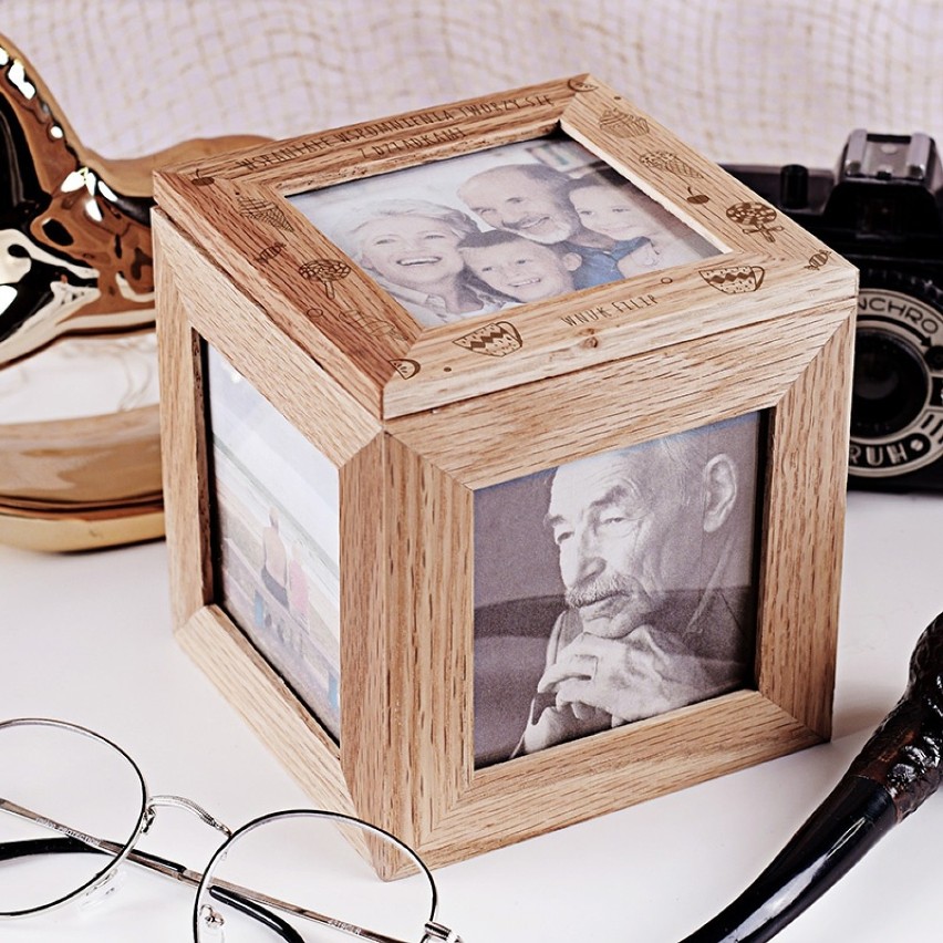 Ta szkatułka składająca się ze zdjęć przywoła twoim dziadkom...