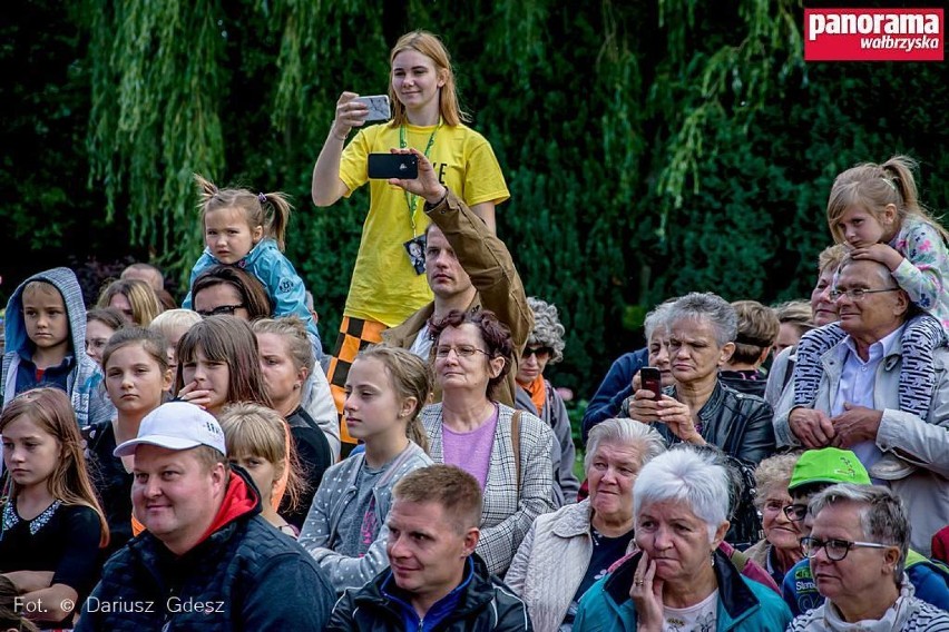 Parada i pokazy uczestników Brave Kids w Wałbrzychu