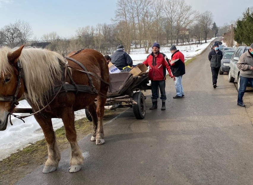 Wierzbica. Z pomocy żywnościowej mogą skorzystać najbardziej potrzebujący mieszkańcy. Zobacz zdjęcia