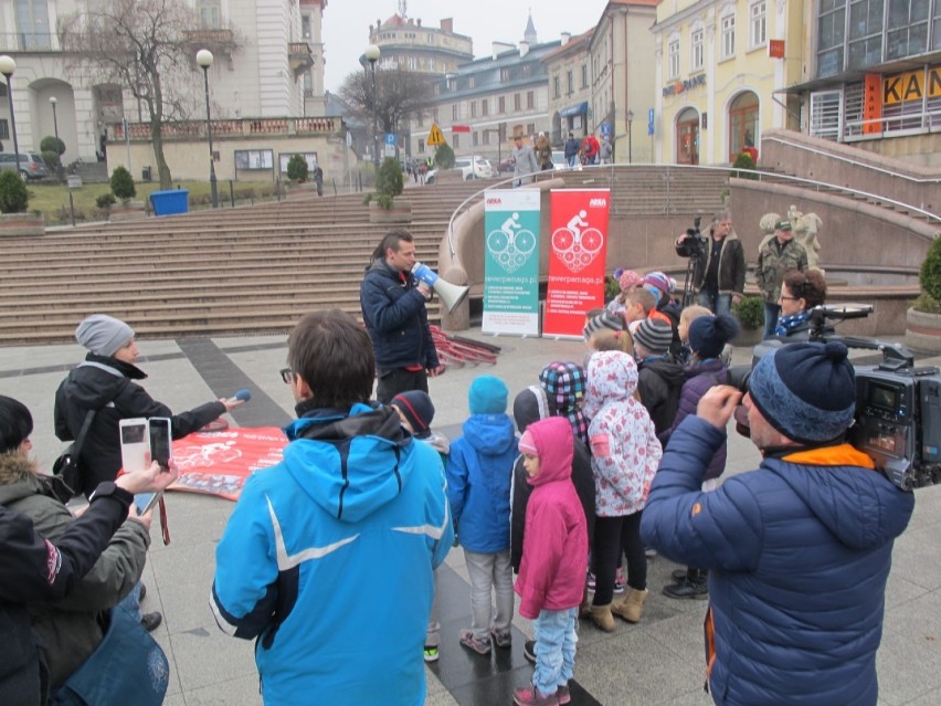 Bielsko-Biała: Fundacja Ekologiczna Arka rozpoczęła akcję Rower Pomaga [ZDJĘCIA]