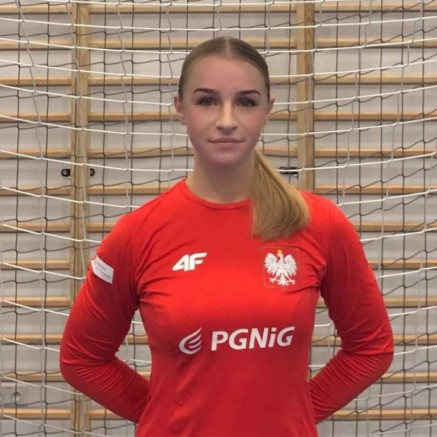 Julia Nowak z Gniezna dostała powołanie na zgrupowanie kadry narodowej w piłkę ręczną!
