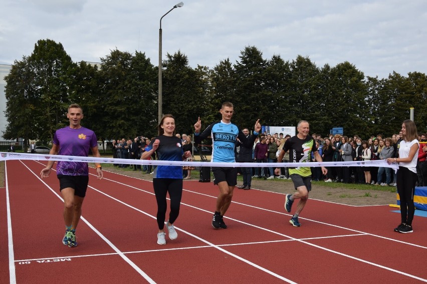 Otwarcie najnowocześniej bieżni lekkoatletycznej w powiecie!