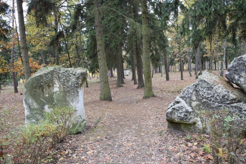 Cmentarze wojenne w Leszkowie pod Piłą [ZDJĘCIA]
