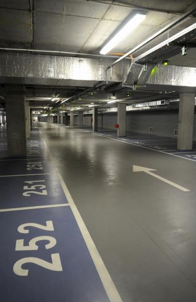 Parking podziemny pod pl. Wilsona pomieści 220 aut