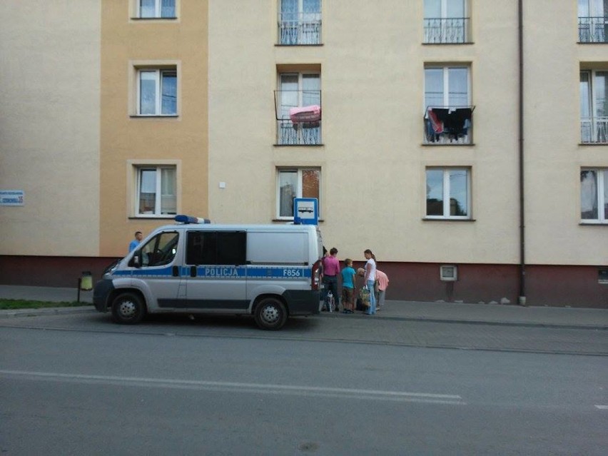 Na Ozorkowskiej w Łęczycy dziecko wypadło z okna [AKTUALIZACJA]