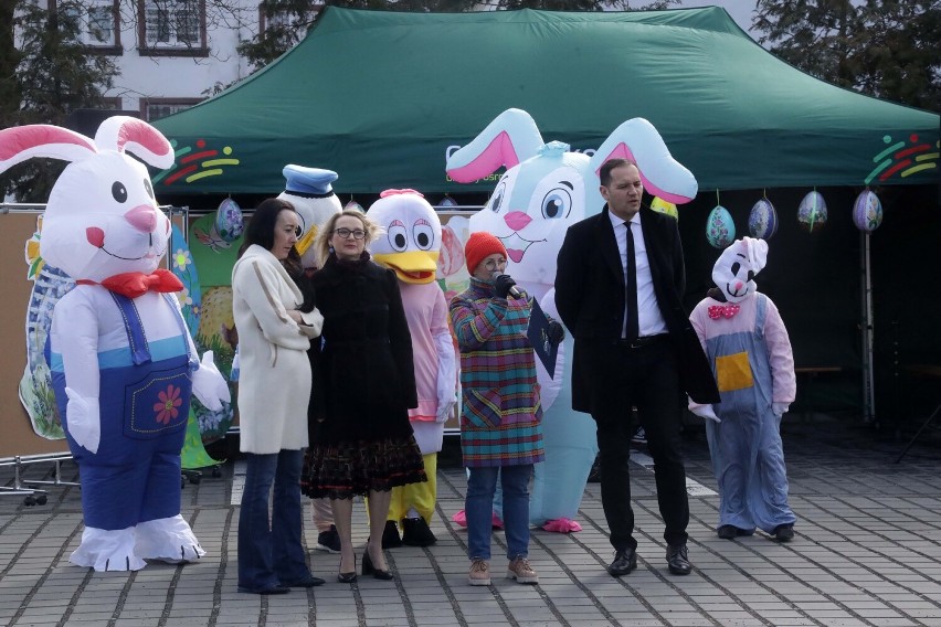 X Jarmark Wielkanocny przy Szkole Podstawowej w Miłkowicach, zobaczcie zdjęcia
