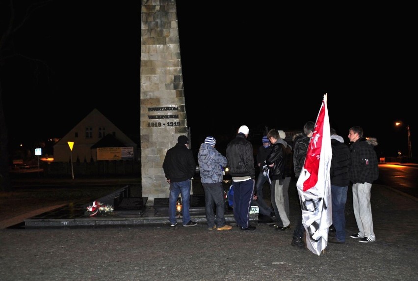 Międzychód - Kibicie uczcili pamięć powstańców wielkopolskich